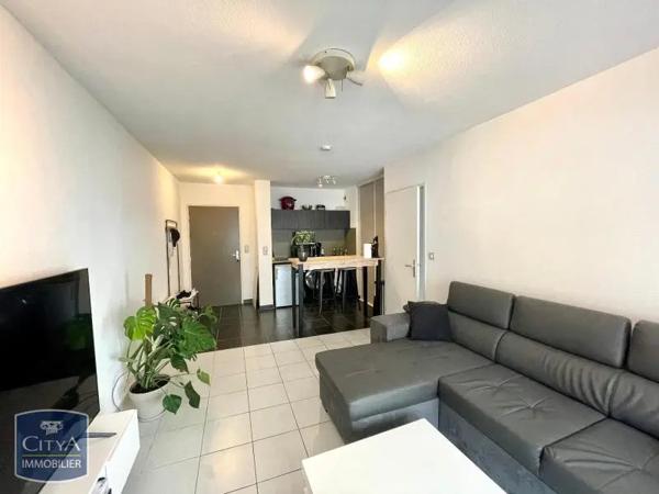 Appartement à louer 2 pièces 37.85m²