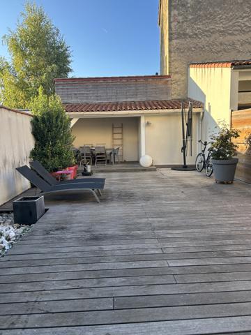 Agen (47000) MAISON 150 M2 3 CHAMBRES AVEC TERRASSE ET DÉPENDANCE