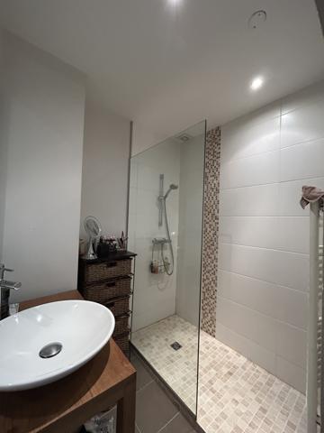 Agen (47000) MAISON 150 M2 3 CHAMBRES AVEC TERRASSE ET DÉPENDANCE