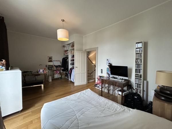 Agen (47000) MAISON 150 M2 3 CHAMBRES AVEC TERRASSE ET DÉPENDANCE