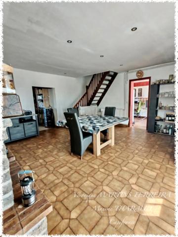 Maison à vendre 7 pièces avec jardin d'environ 1900 m2NEUILLY EN DUN (18)