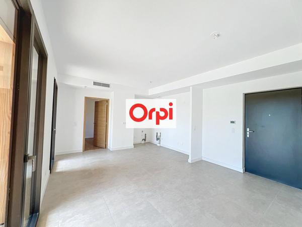 Appartement à louer    2 pièces • 41 m2 Porto-Vecchio