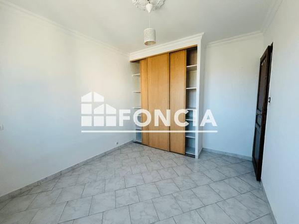 Location Appartement 3 pièces 62.95 m² - 176 RUE BOSSUET Toulon 83200