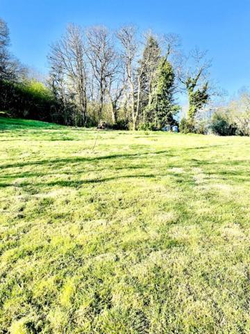 belle bâtisse sur parcelle 5800 m2