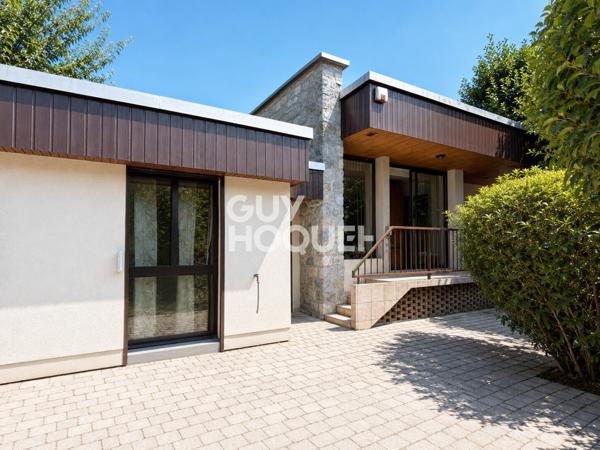 ÉCHIROLLES – MAISON FAMILIALE DE PLAIN-PIED – 5 CHAMBRES – SOUS-SOL – TERRAIN DE 373 M²