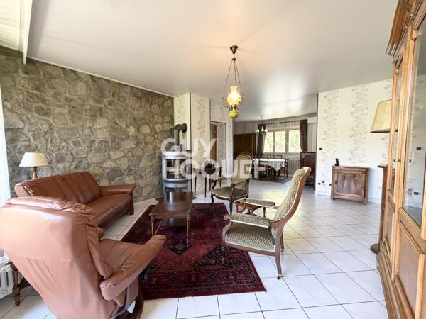 ÉCHIROLLES – MAISON FAMILIALE DE PLAIN-PIED – 5 CHAMBRES – SOUS-SOL – TERRAIN DE 373 M²