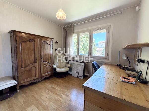 ÉCHIROLLES – MAISON FAMILIALE DE PLAIN-PIED – 5 CHAMBRES – SOUS-SOL – TERRAIN DE 373 M²