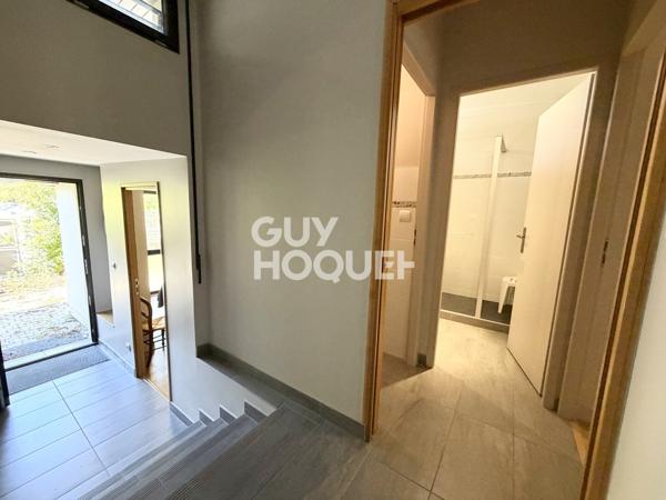 ÉCHIROLLES – MAISON FAMILIALE DE PLAIN-PIED – 5 CHAMBRES – SOUS-SOL – TERRAIN DE 373 M²