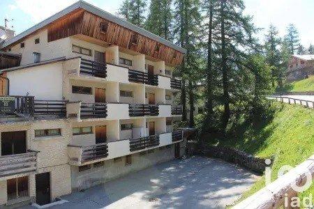 Appartement 2 pièces de 31 m² à Vars (05560)