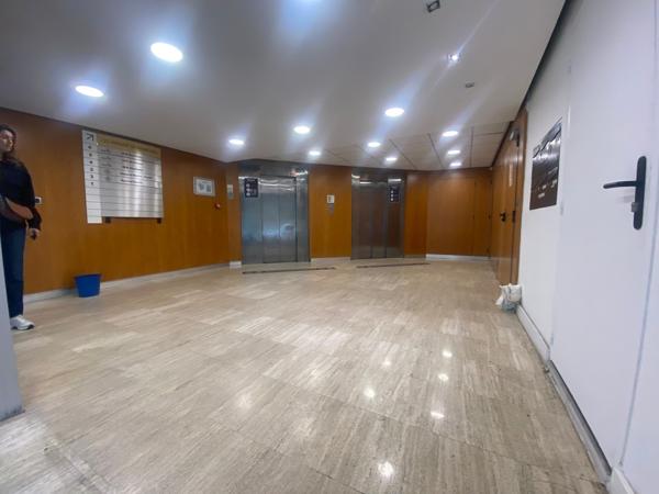 Bureaux à louer avec parkings - Bonneveine - 13008 Marseille
