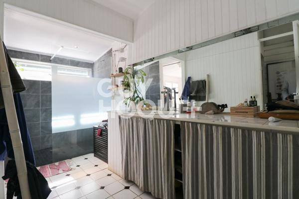 MAISON AVEC ACCÉS PRIVATIF À LA PLAGE