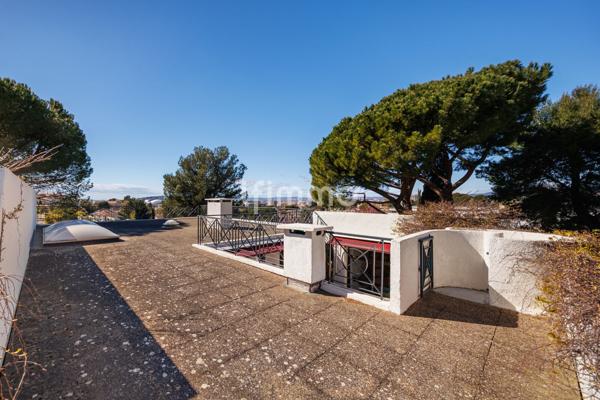 Marseille 13009 Le Cabot Villa d'Architecte / jardin / piscine