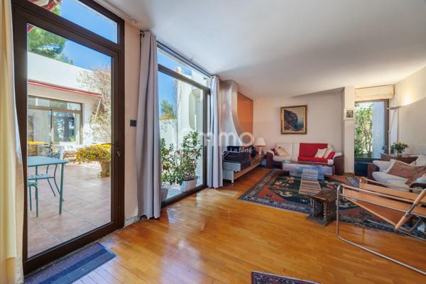 Marseille 13009 Le Cabot Villa d'Architecte / jardin / piscine