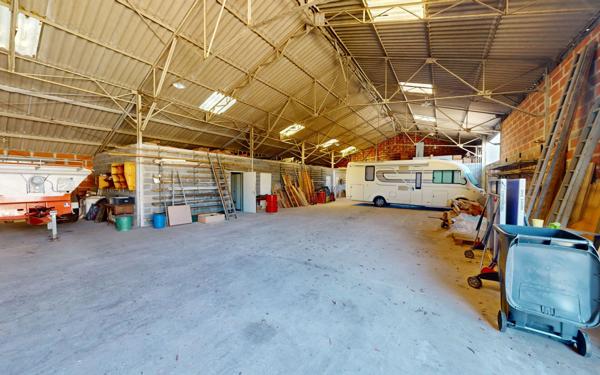 Maison à vendre    6 pièces • 163 m2 Saint-Bouize