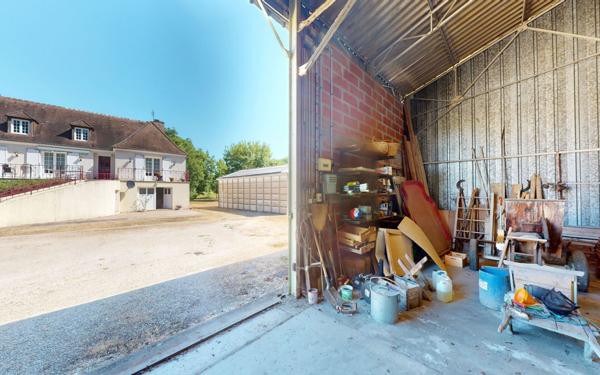 Maison à vendre    6 pièces • 163 m2 Saint-Bouize