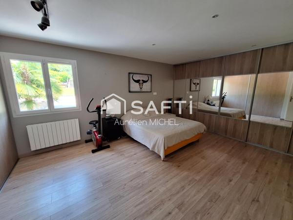 Maison de plain pied de 141m² sur un terrain de 1536m²