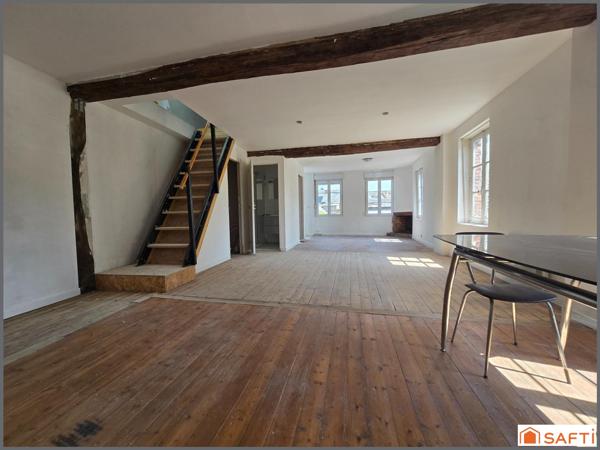 Maison de ville au style loft à Orbec