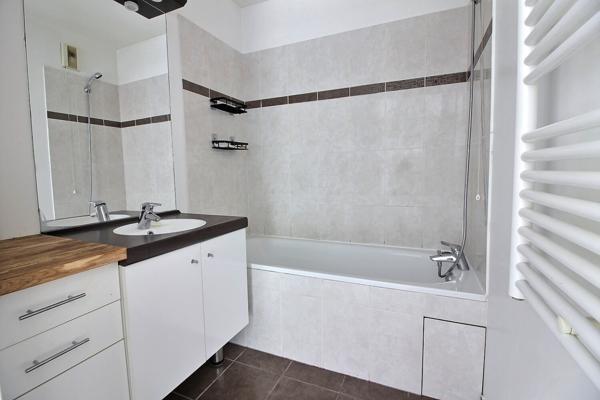 Appartement Saint Ouen Sur Seine 2 pièce(s) 47.51 m2