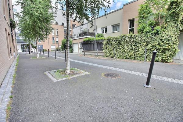 Appartement Saint Ouen Sur Seine 2 pièce(s) 47.51 m2