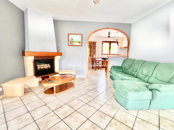 Maison à vendre 3 pièces BEAUVOIR SUR NIORT (79) 130 m² habitables sur 1 322 m² de terrain arboré, atelier et double garage