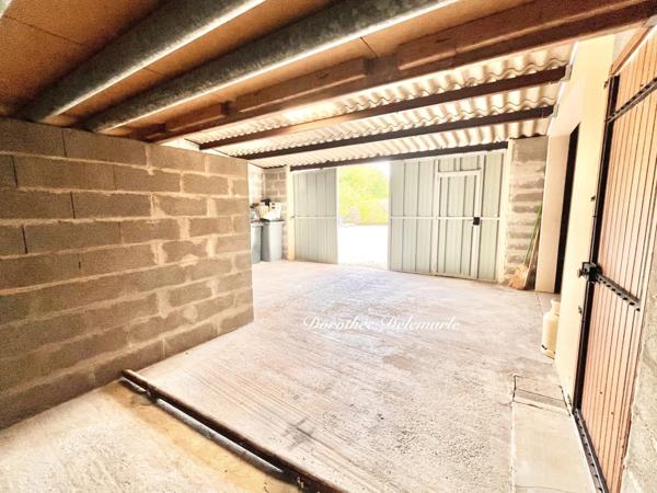 Maison à vendre 3 pièces BEAUVOIR SUR NIORT (79) 130 m² habitables sur 1 322 m² de terrain arboré, atelier et double garage