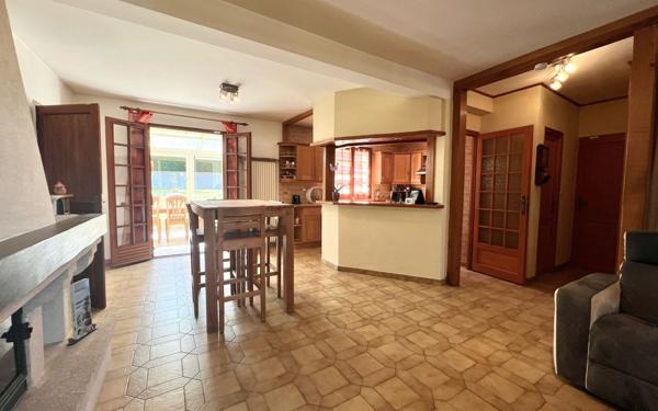 Maison à vendre    4 pièces • 114,94 m2 Chelles
