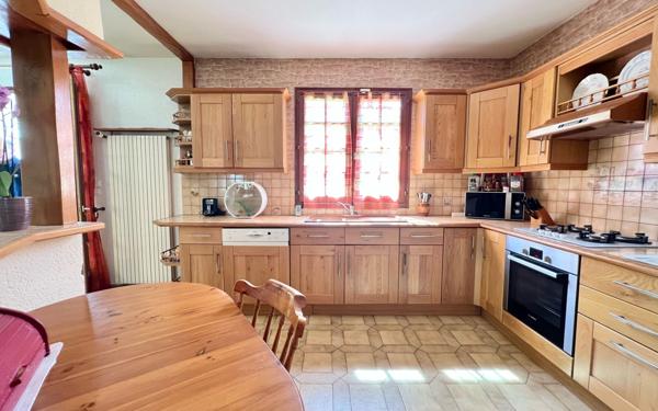 Maison à vendre    4 pièces • 114,94 m2 Chelles
