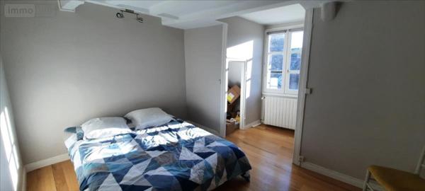 Maison restaurée à vendre à Saint-Benoît-du-Sault dans l'Indre (36170), ref : 021/1533