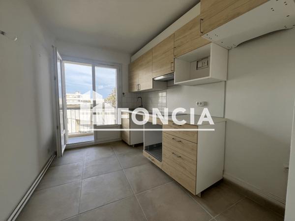 Location Appartement 3 pièces 68.32 m² - BOULEVARD MONGIN Martigues 13500