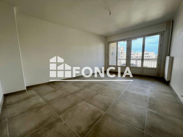 Location Appartement 3 pièces 68.32 m² - BOULEVARD MONGIN Martigues 13500