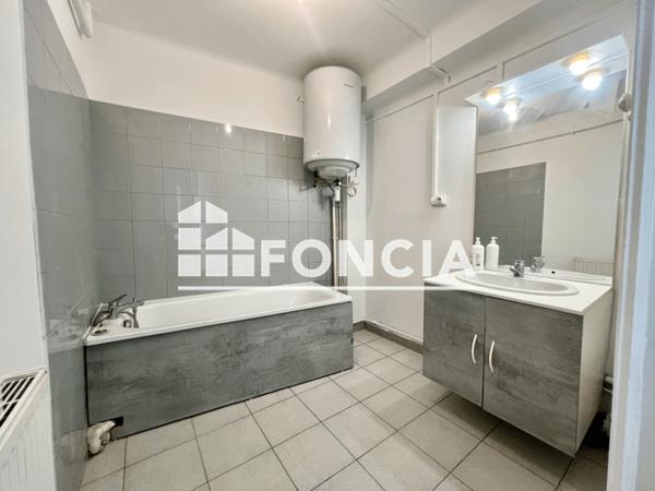 Location Appartement 3 pièces 68.32 m² - BOULEVARD MONGIN Martigues 13500