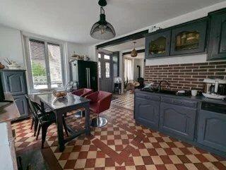 Vente Maison 8 pièces 180 m2 à Méru