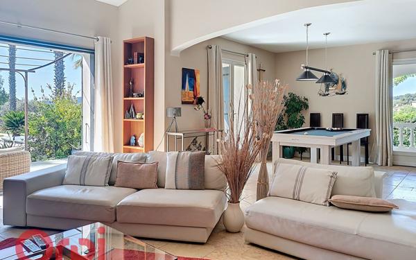 Maison à vendre    5 pièces •  Le Castellet