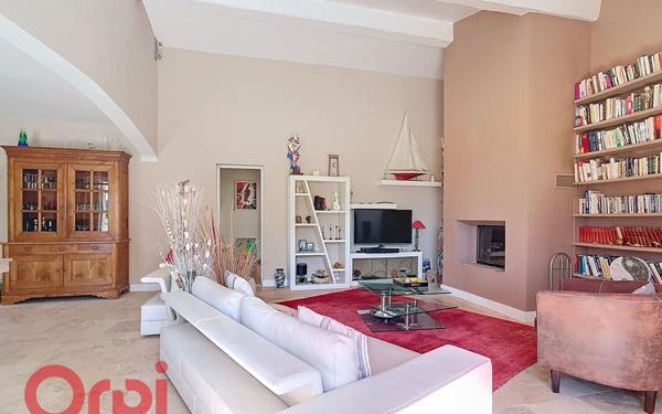 Maison à vendre    5 pièces •  Le Castellet