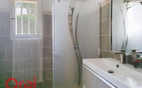 Maison à vendre    5 pièces •  Le Castellet