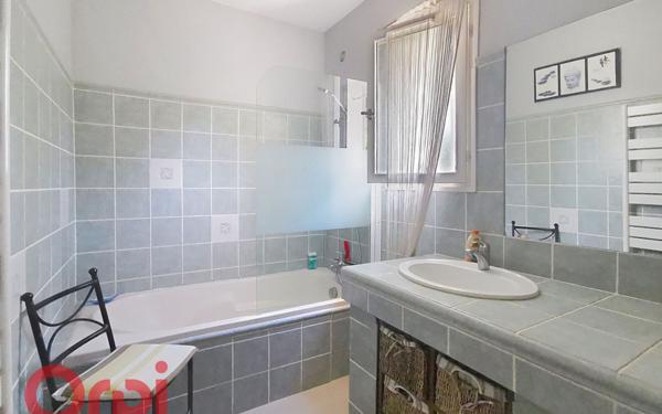 Maison à vendre    5 pièces •  Le Castellet