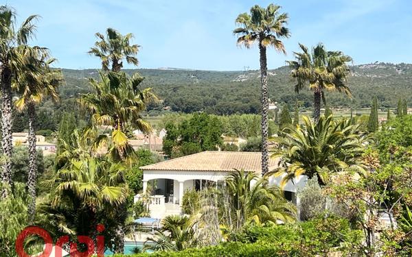 Maison à vendre    5 pièces •  Le Castellet