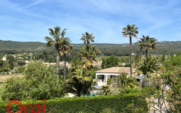 Maison à vendre    5 pièces •  Le Castellet