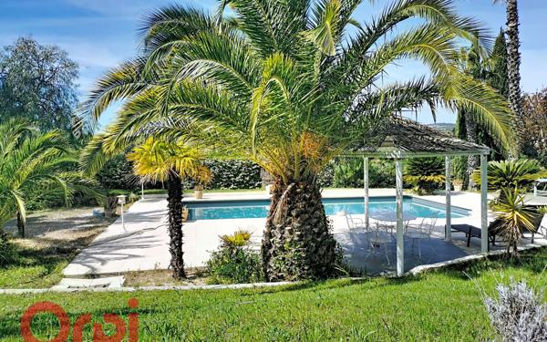 Maison à vendre    5 pièces •  Le Castellet