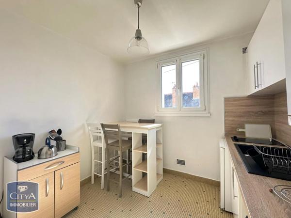 Appartement à louer 1 pièce 31.21m² Tours (37000)