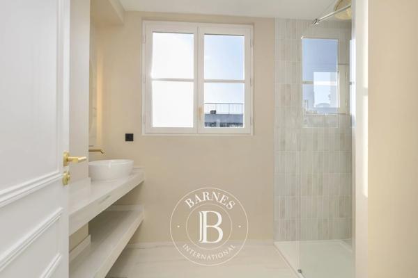 Paris 8ème, Appartement 2 Chambres -  68 m² à vendre