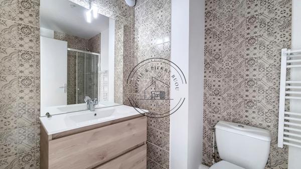 Cheval-Blanc (84460) APPARTEMENT T2 DANS RESIDENCE SECURISEE AVEC PLACES DE PARKING