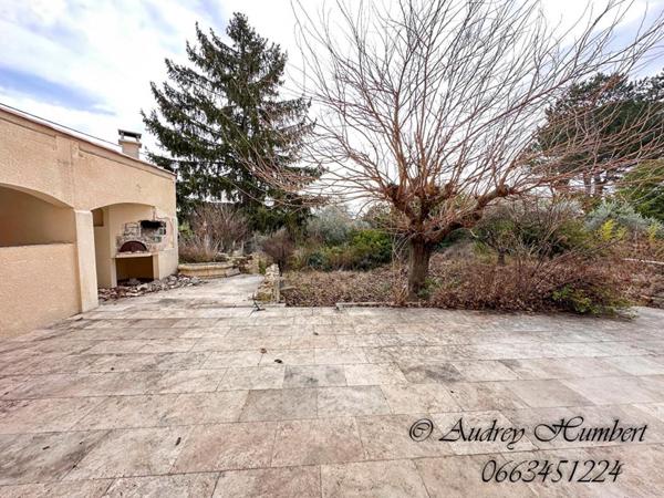 EXCLUSIVITE,  à MANOSQUE, Belle OPPORTUNITE : Villa de 248 m² sur 1600 m²