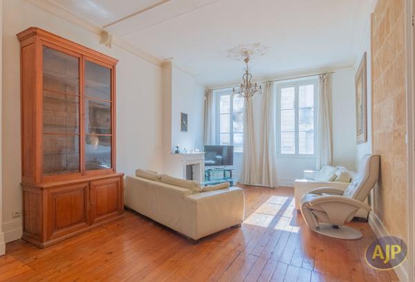 Vente maison Bordeaux : 998 000 € - AJP Immobilier Bordeaux Chartrons