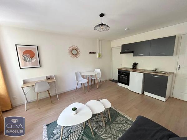 Appartement à louer 1 pièce 18.15m² Charleville-Mézières (08000)