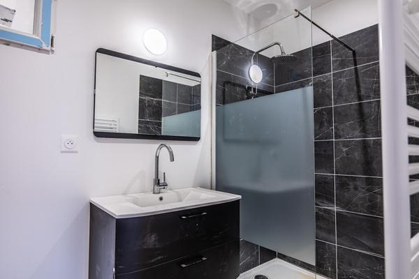Ensemble immobilier: Appartements T2 et T3 avec terrasse