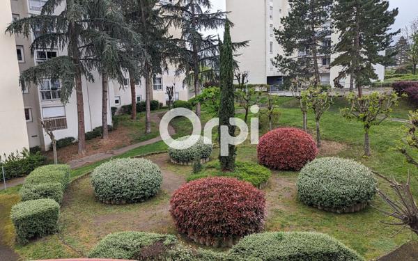 Appartement à vendre    4 pièces • 95 m2 Beaumont