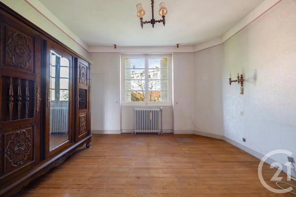 Maison à vendre  11 pièces - 212 m 2   CARMAUX  - 81