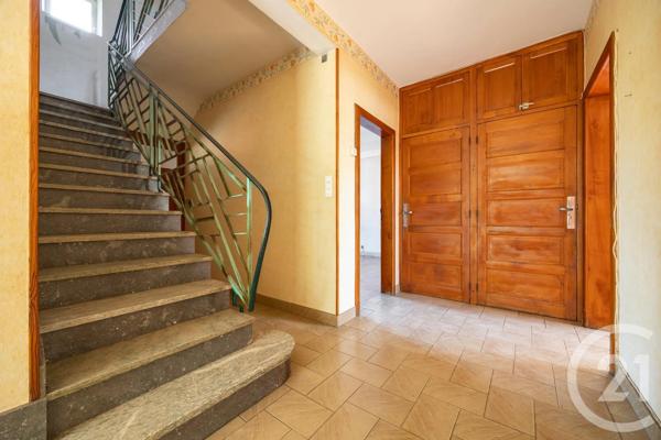 Maison à vendre  11 pièces - 212 m 2   CARMAUX  - 81