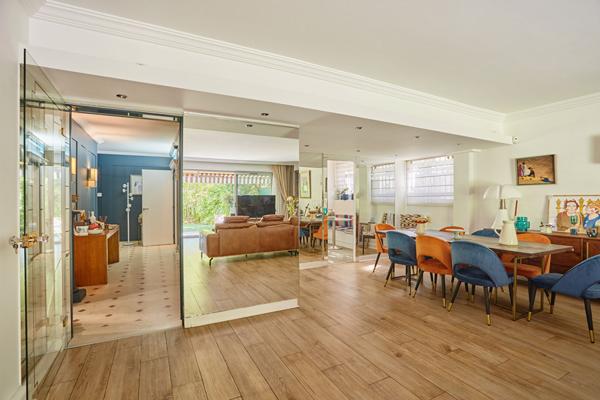 A vendre - Neuilly-sur-Seine - Appartement de 142 m2 en rez-de-jardin